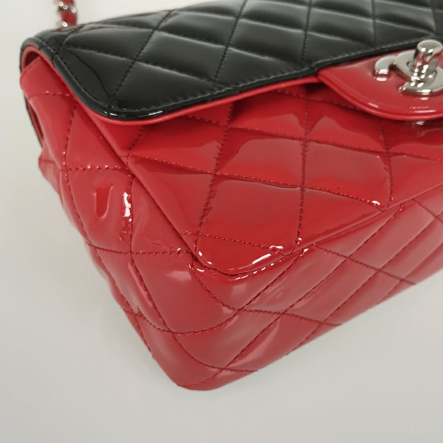 シャネル ショルダーバッグ