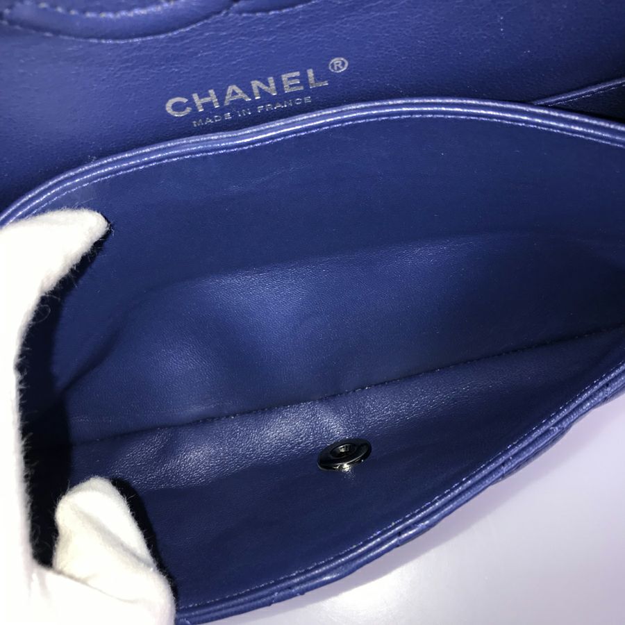 シャネル ショルダーバッグ