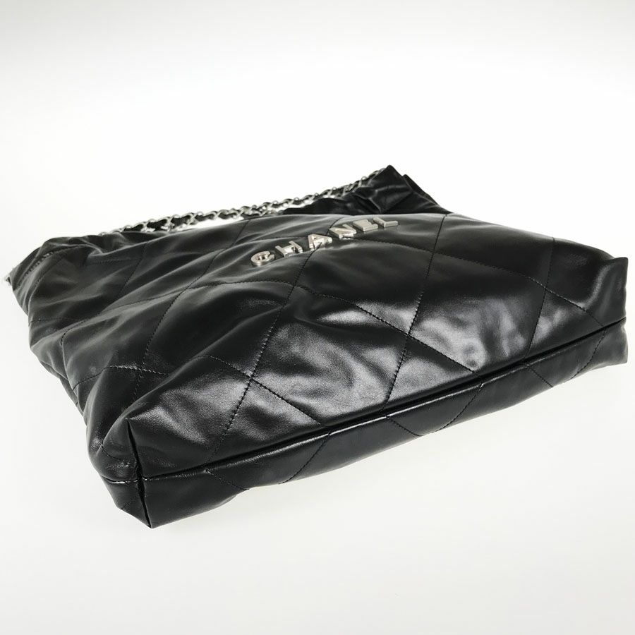 シャネル ショルダーバッグ