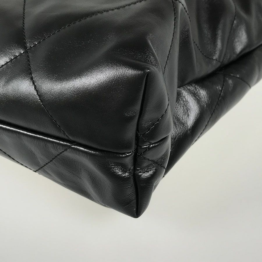 シャネル ショルダーバッグ