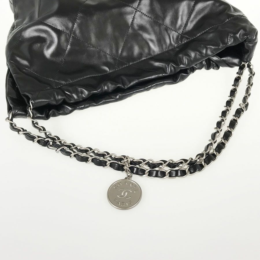 シャネル ショルダーバッグ