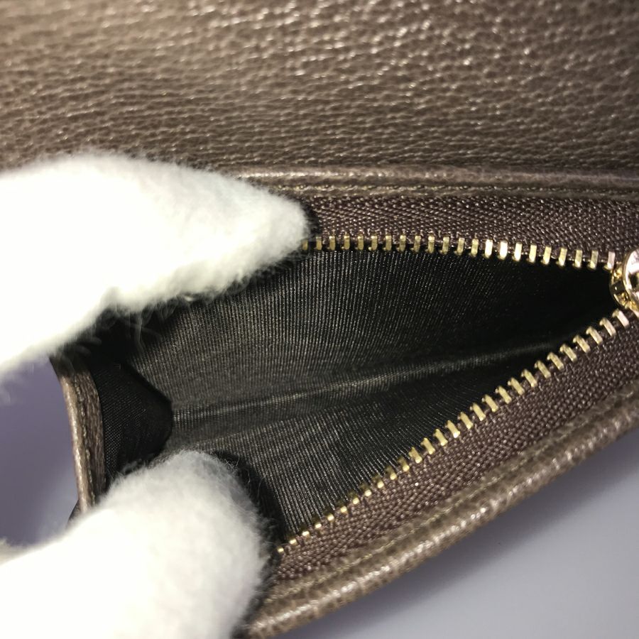 グッチ 二つ折り財布