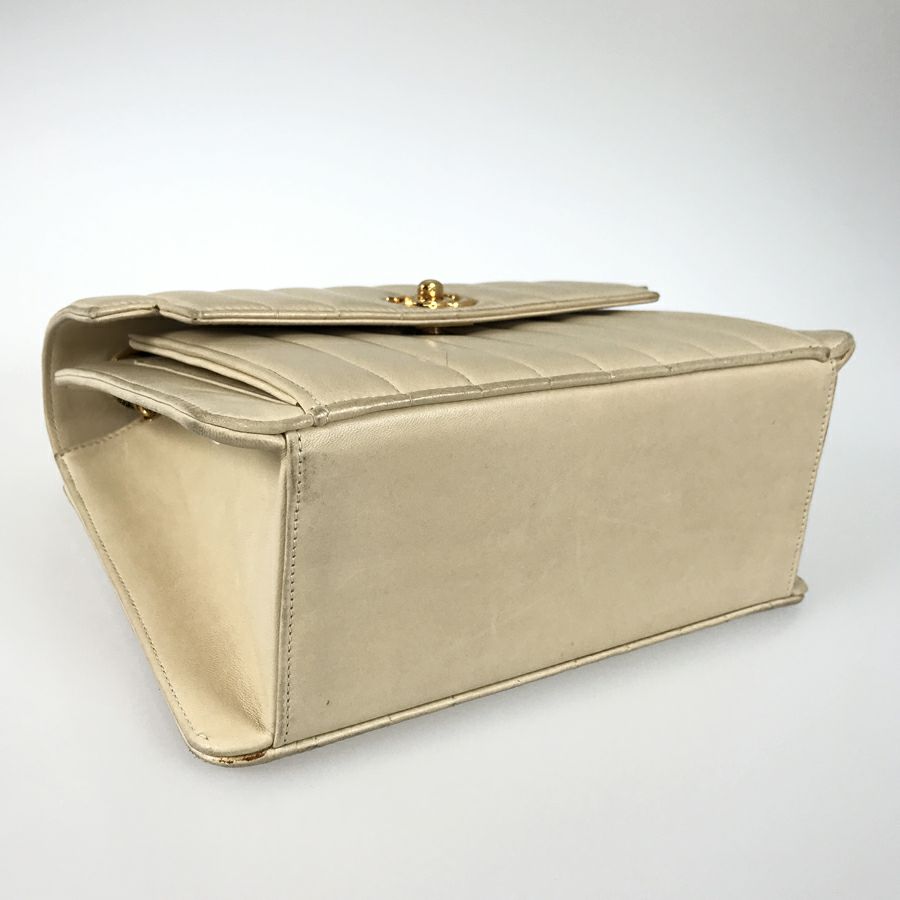 シャネル ショルダーバッグ