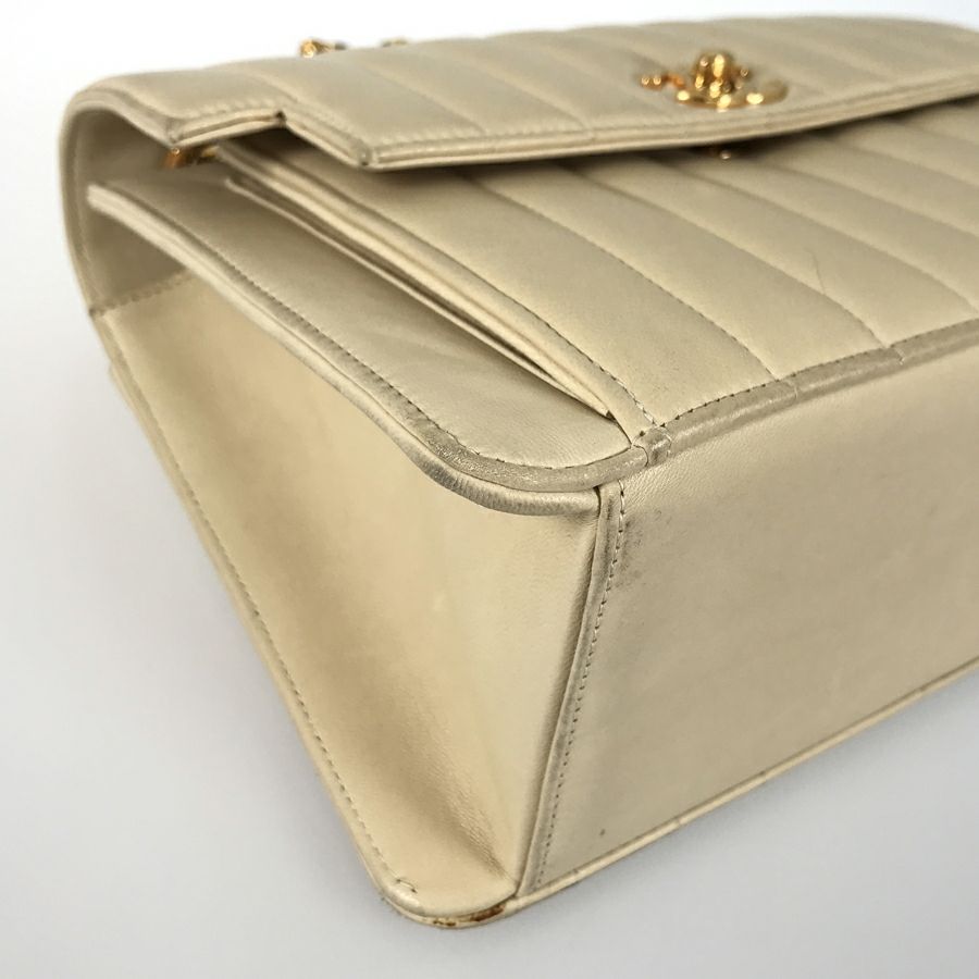 シャネル ショルダーバッグ