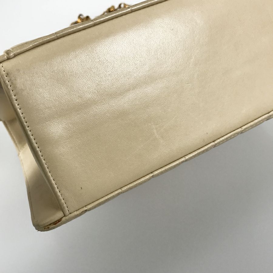 シャネル ショルダーバッグ