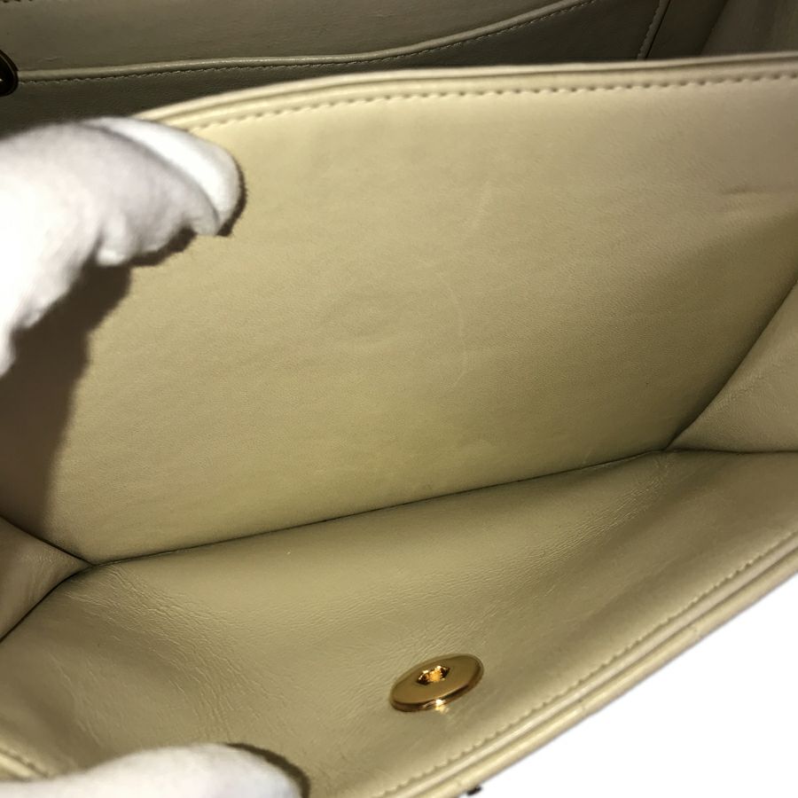 シャネル ショルダーバッグ