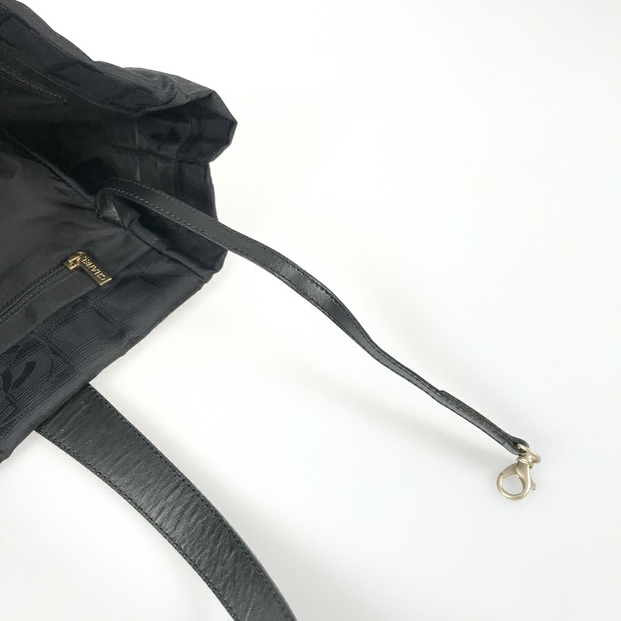 シャネル トートバッグ