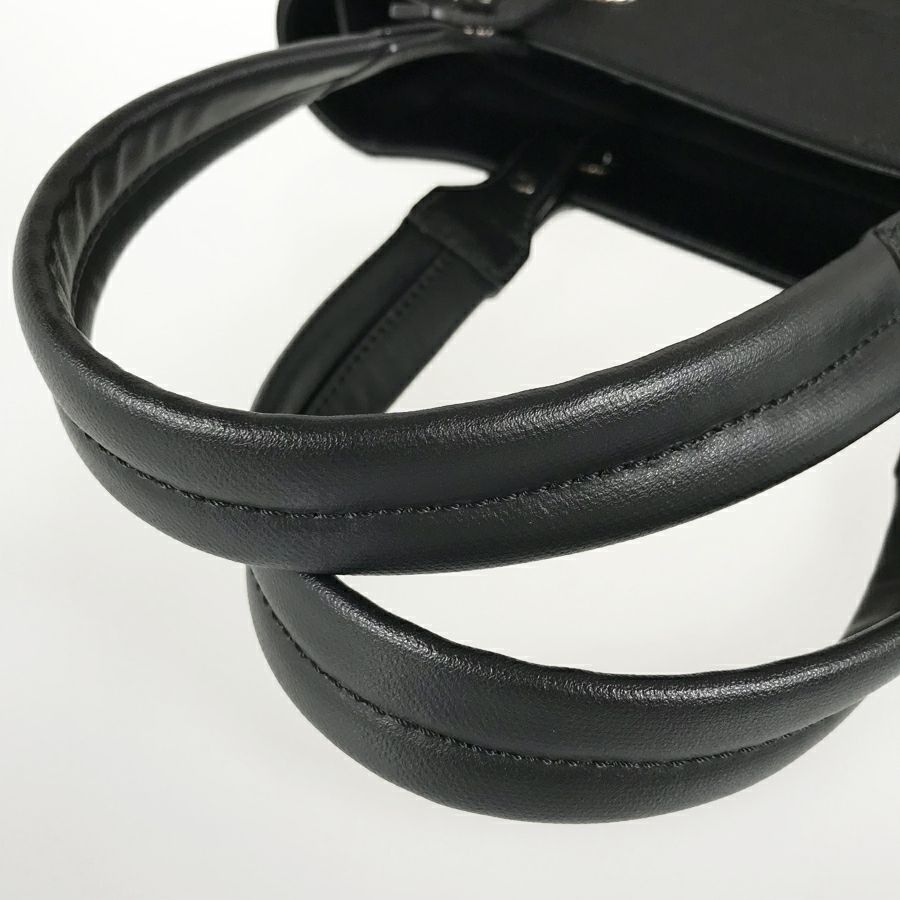 シャネル トートバッグ