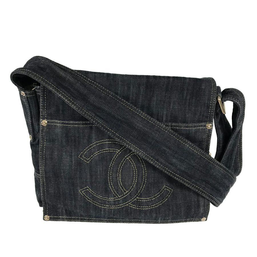 シャネル ショルダーバッグ