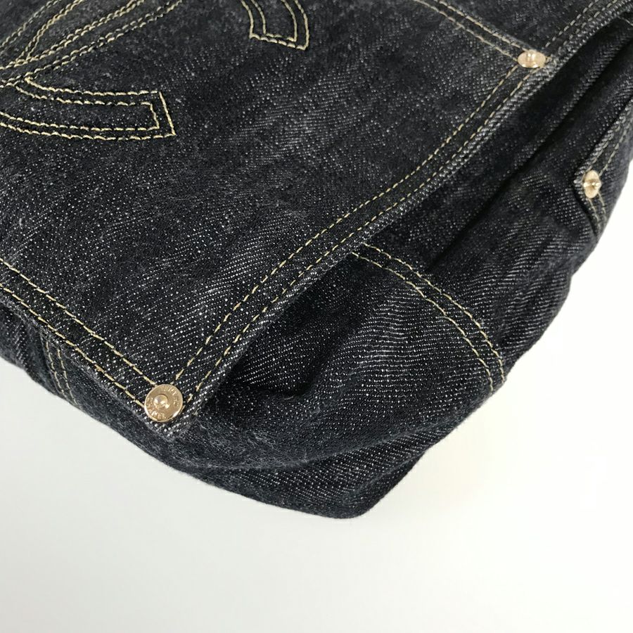 シャネル ショルダーバッグ