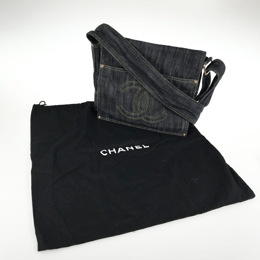 シャネル ショルダーバッグ