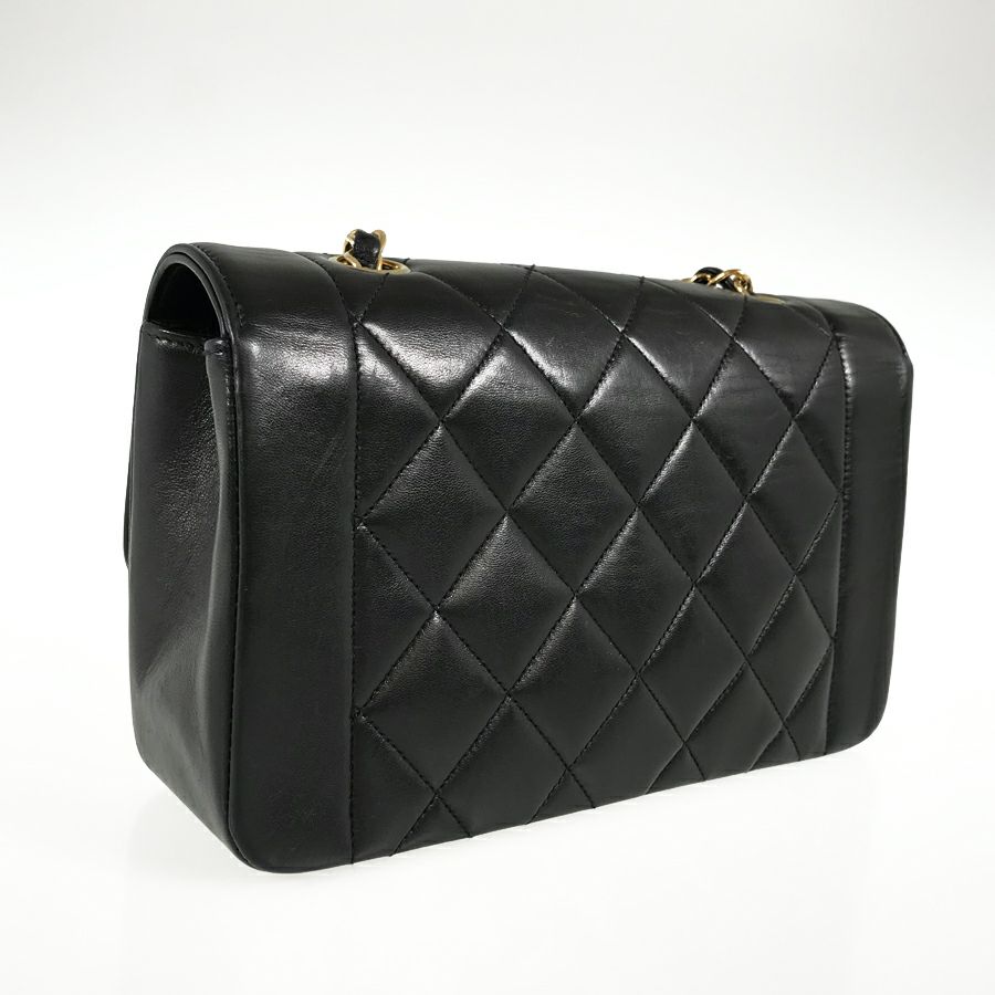 シャネル ショルダーバッグ