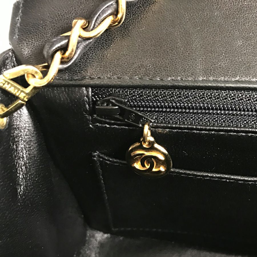 シャネル ショルダーバッグ