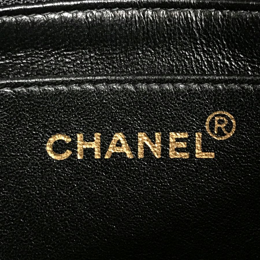 シャネル ショルダーバッグ