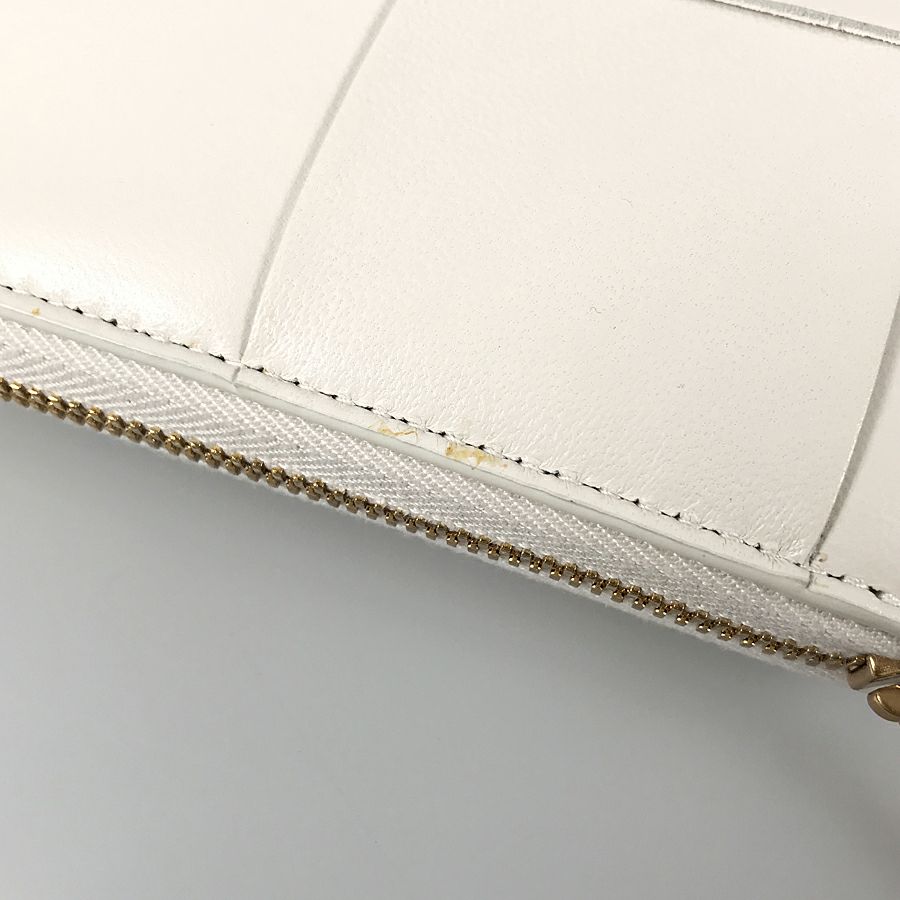 ボッテガヴェネタ 長財布 ラウンドファスナー