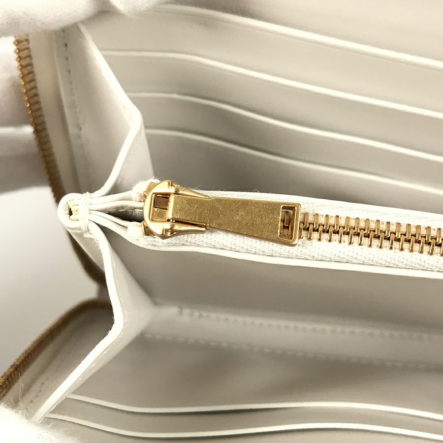 ボッテガヴェネタ 長財布 ラウンドファスナー