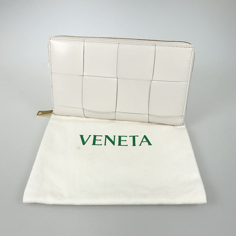 ボッテガヴェネタ 長財布 ラウンドファスナー