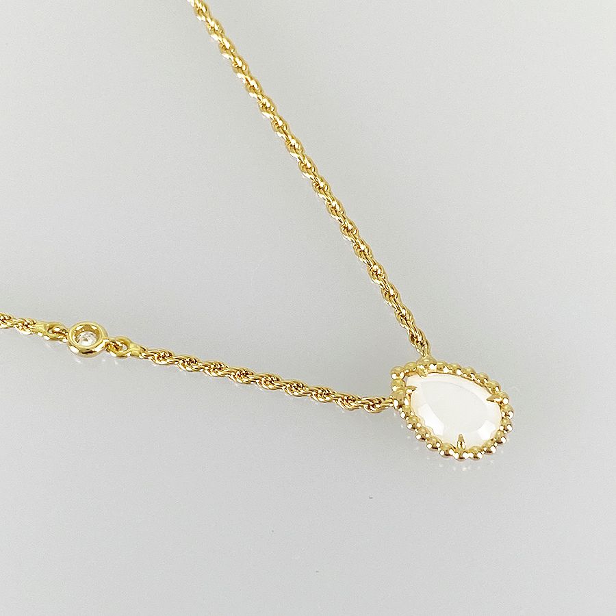 ブシュロン ネックレス