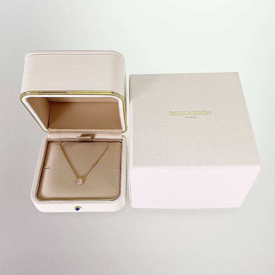 ブシュロン ネックレス