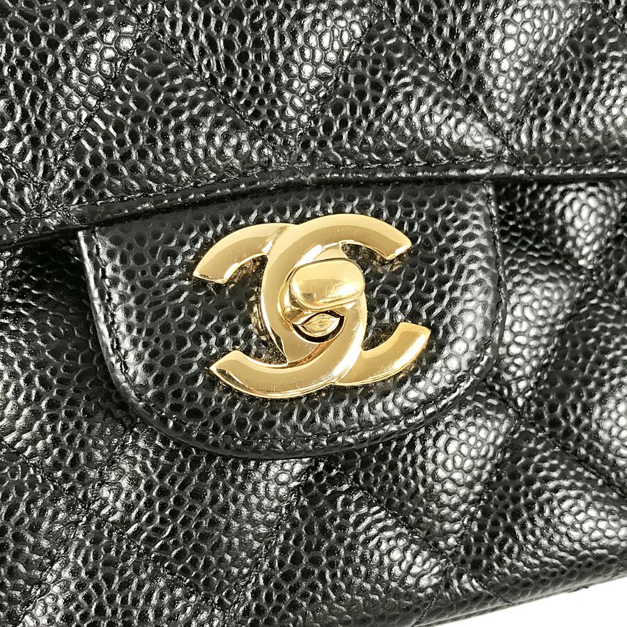 シャネル ショルダーバッグ