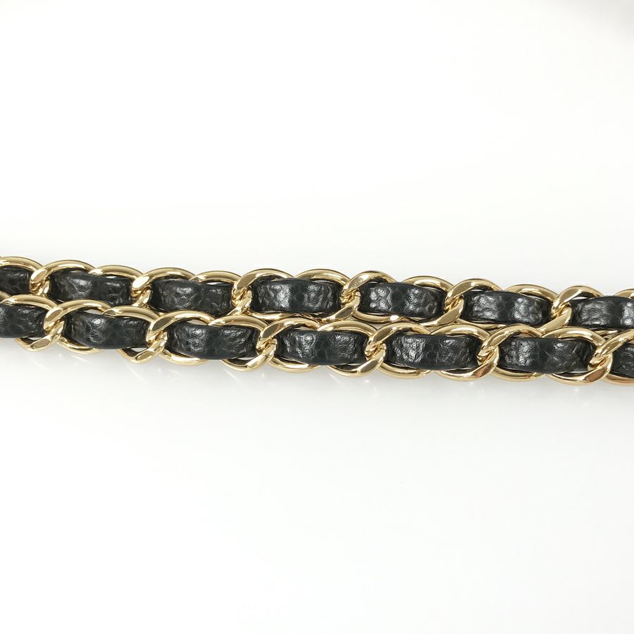 シャネル ショルダーバッグ