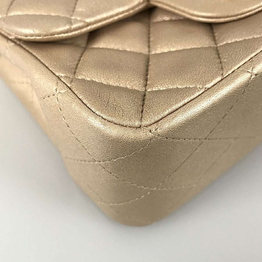 シャネル ショルダーバッグ