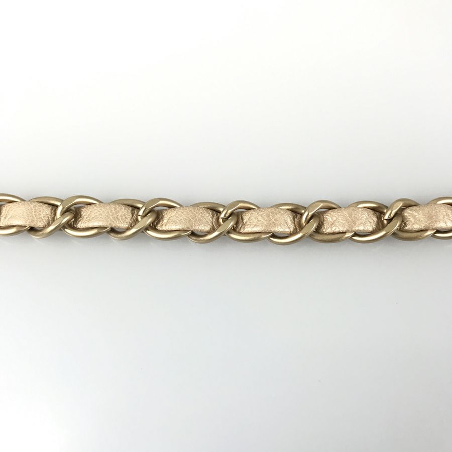 シャネル ショルダーバッグ