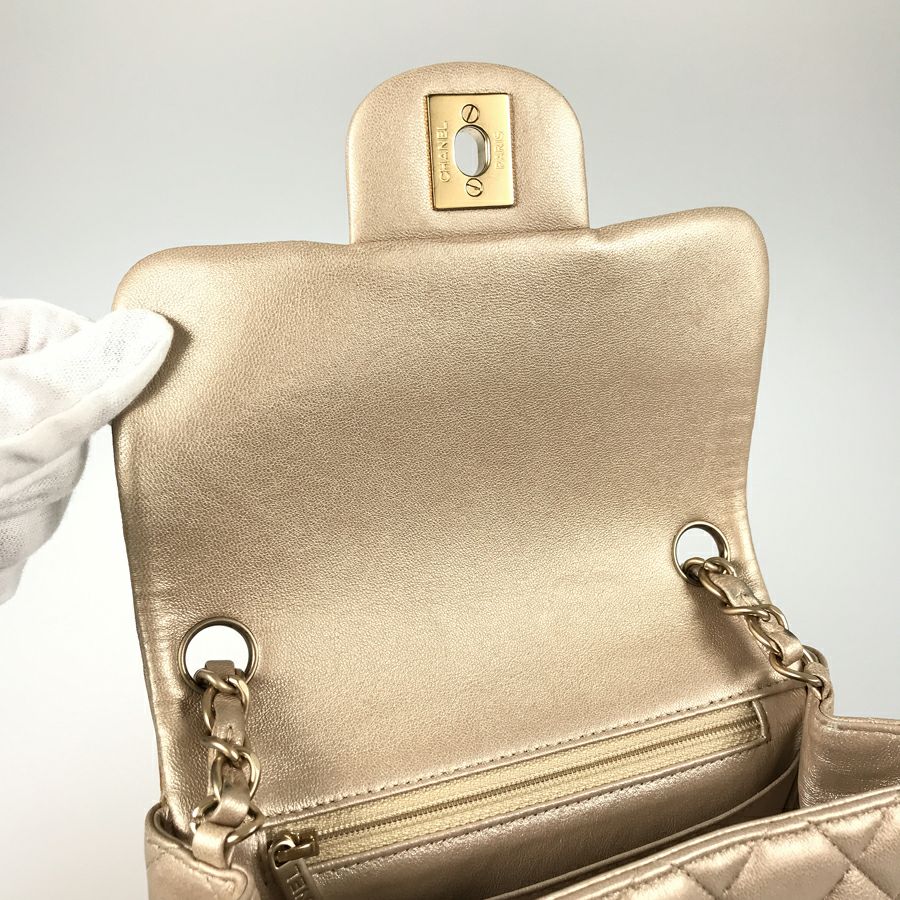 シャネル ショルダーバッグ