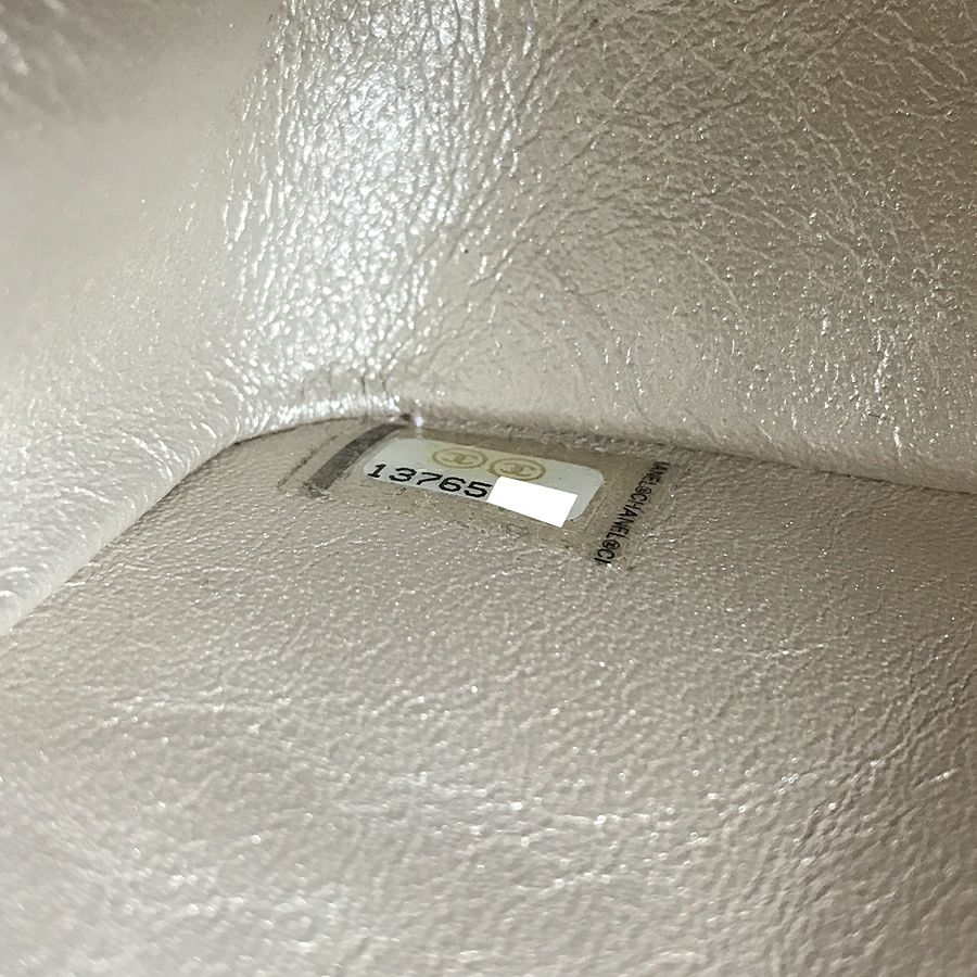 シャネル ショルダーバッグ