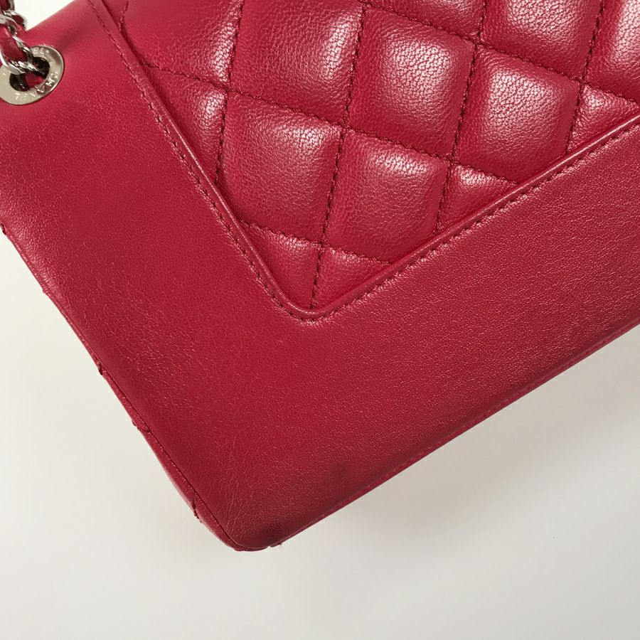 シャネル ショルダーバッグ