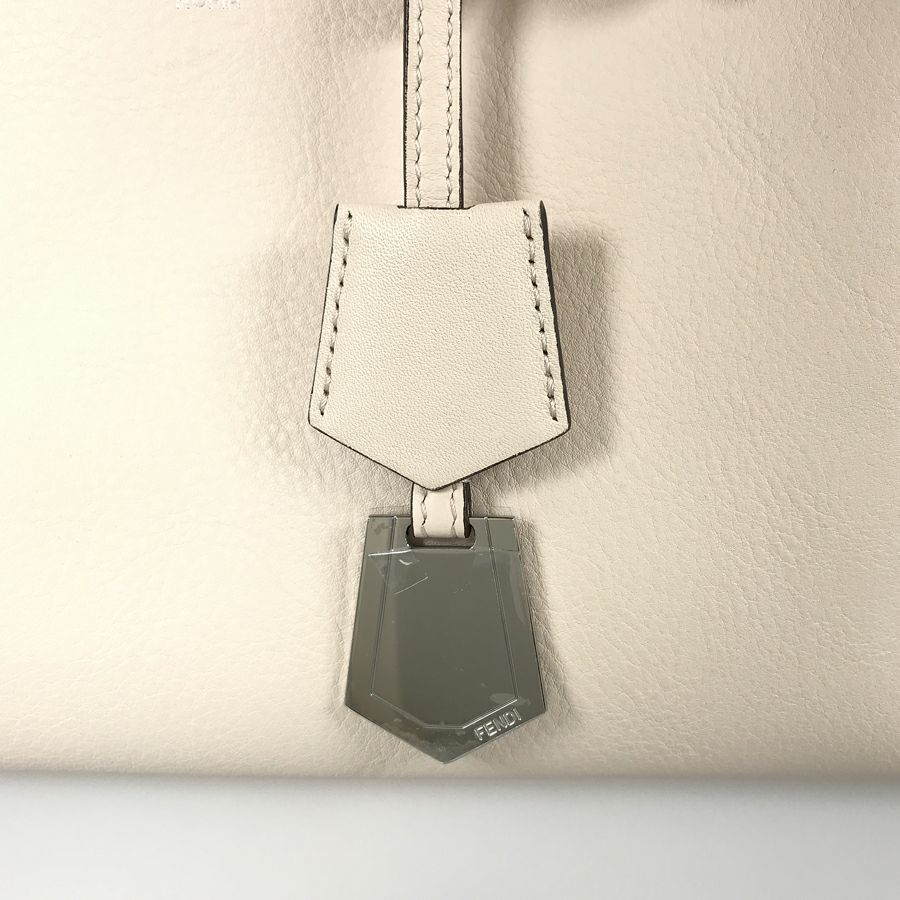 フェンディ ハンドバッグ