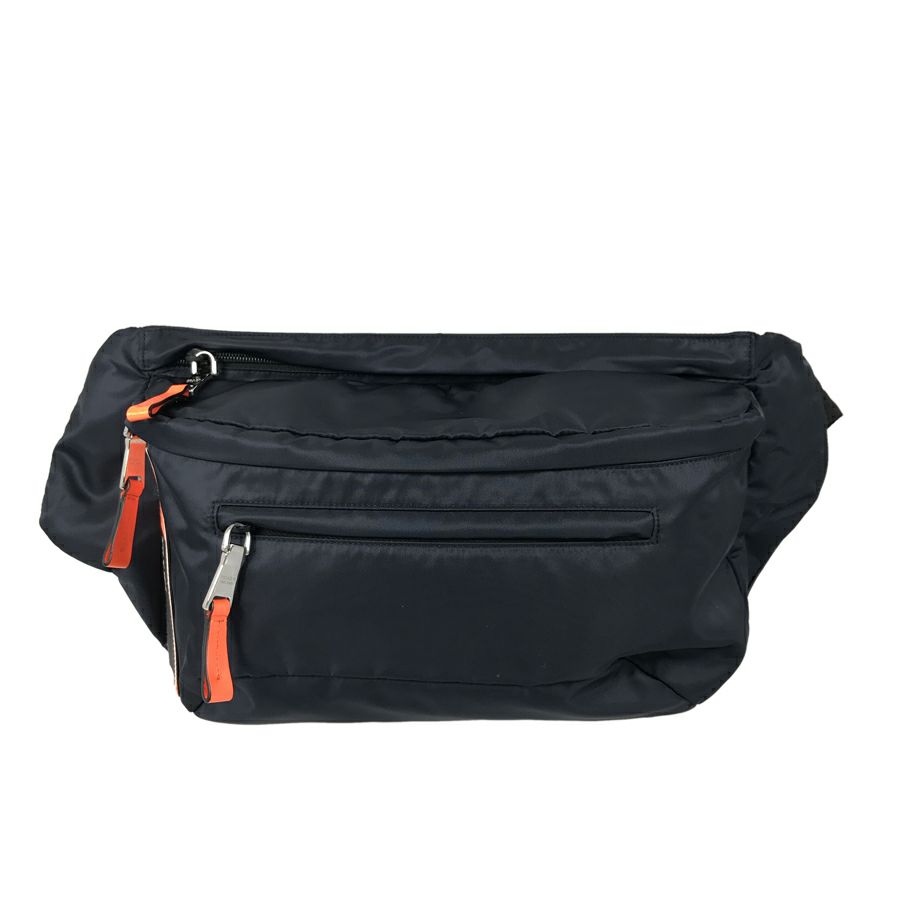 プラダ ボディバッグ