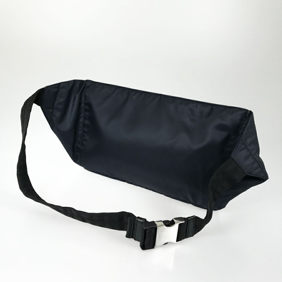 プラダ ボディバッグ