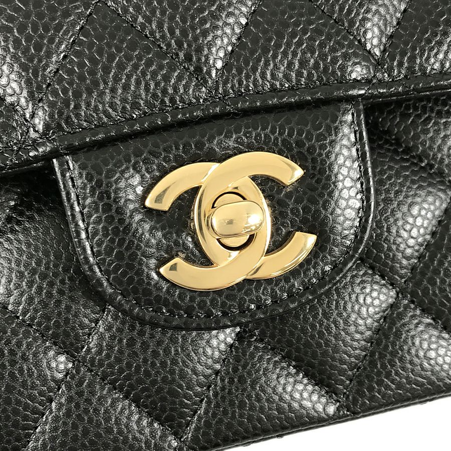 シャネル ショルダーバッグ