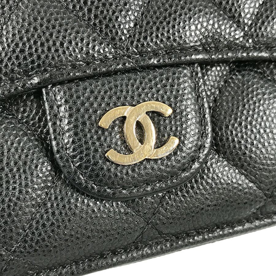 シャネル 三つ折り財布