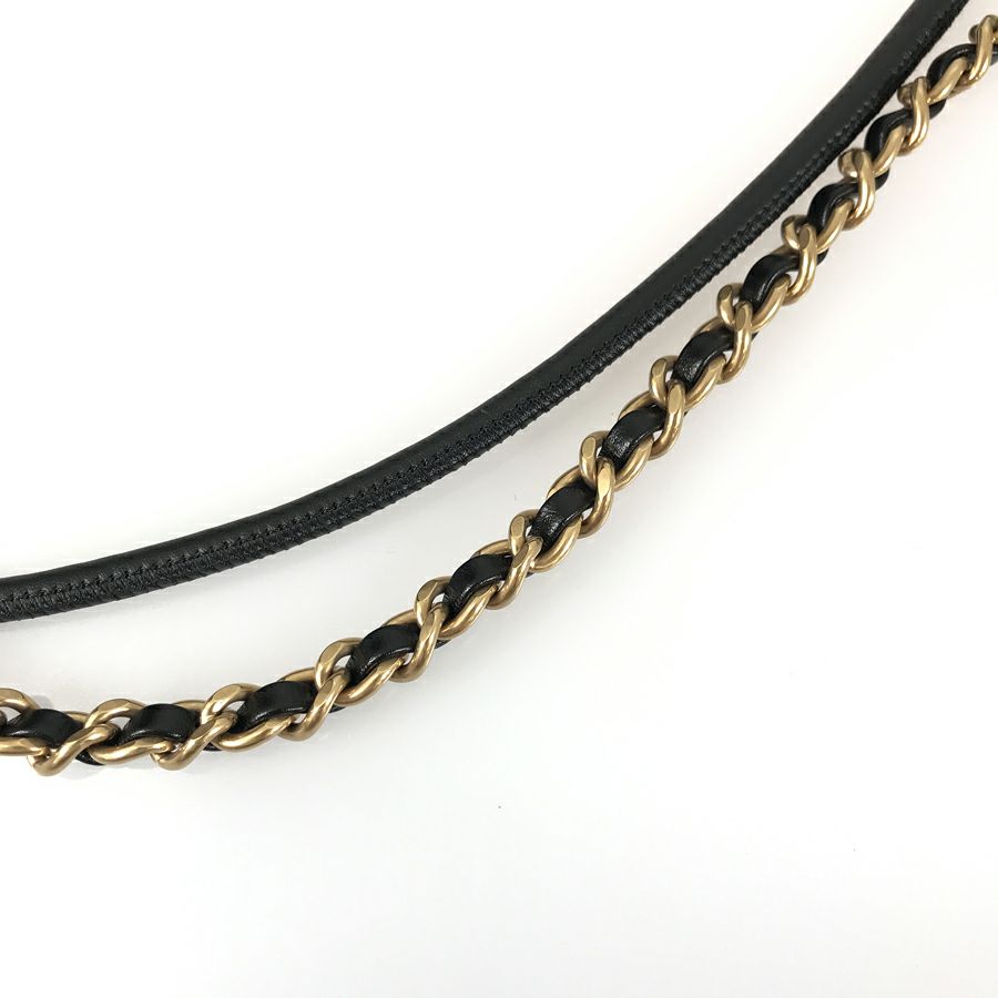 シャネル ショルダーバッグ