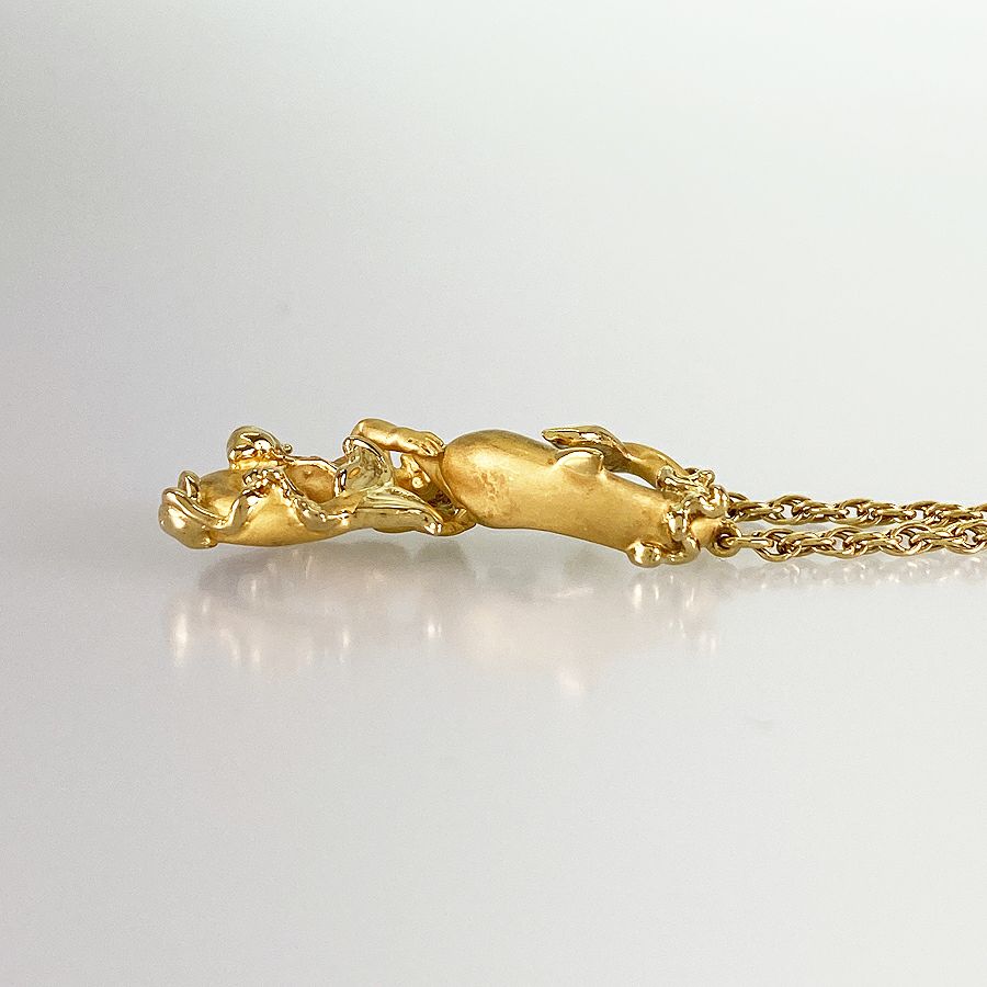 カレライカレラ ネックレス