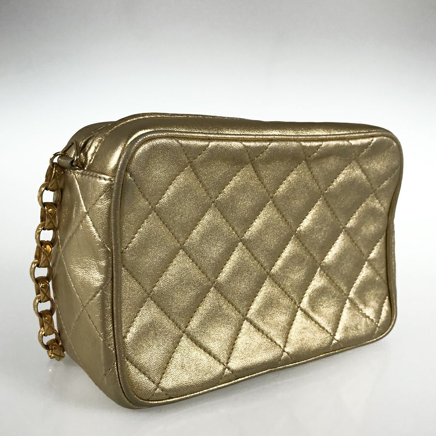 シャネル ショルダーバッグ