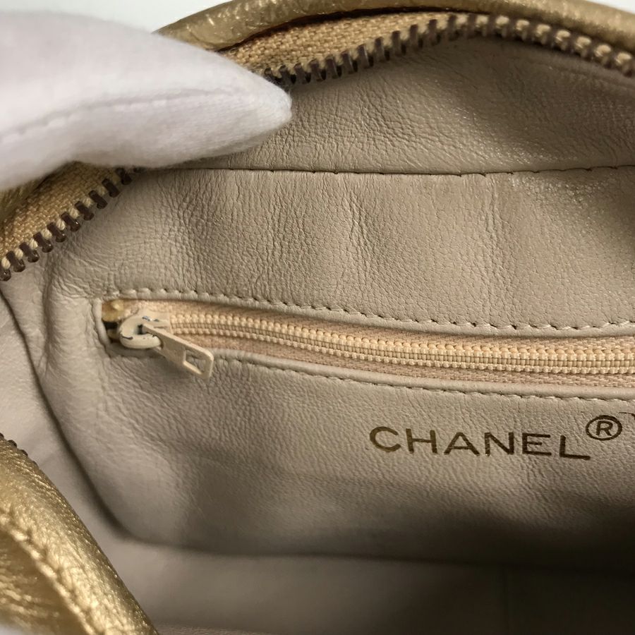 シャネル ショルダーバッグ