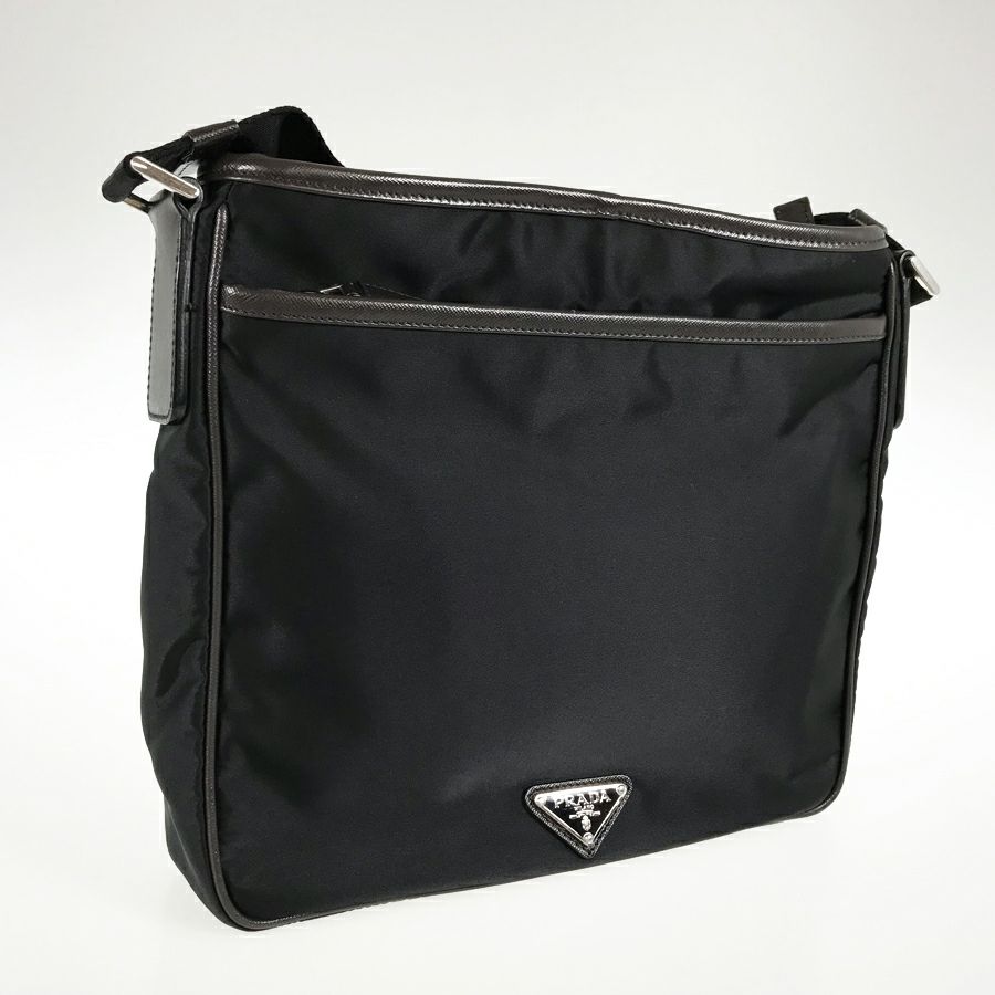 プラダ ショルダーバッグ