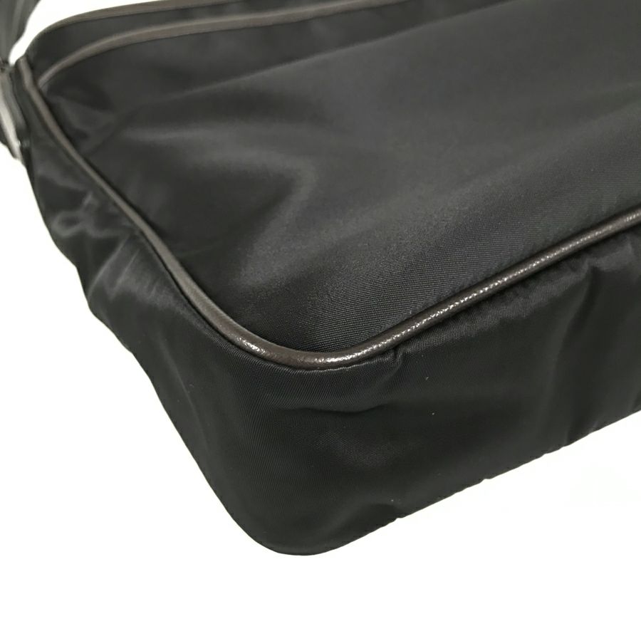 プラダ ショルダーバッグ