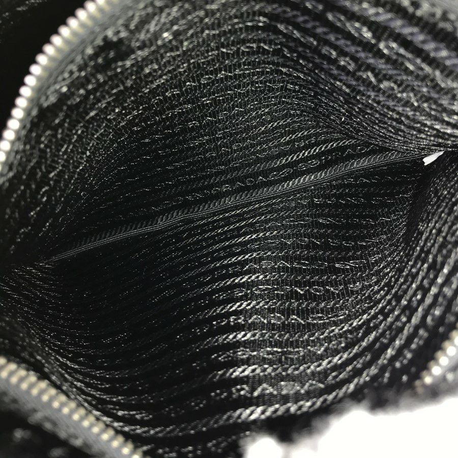 プラダ ショルダーバッグ