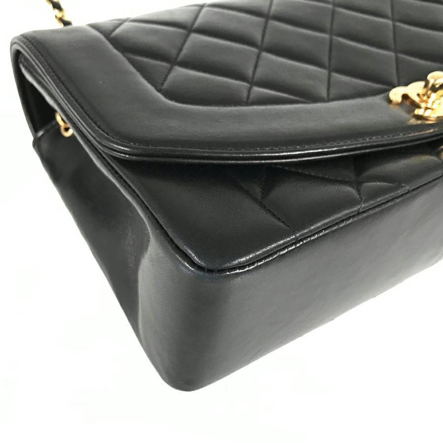 シャネル ショルダーバッグ