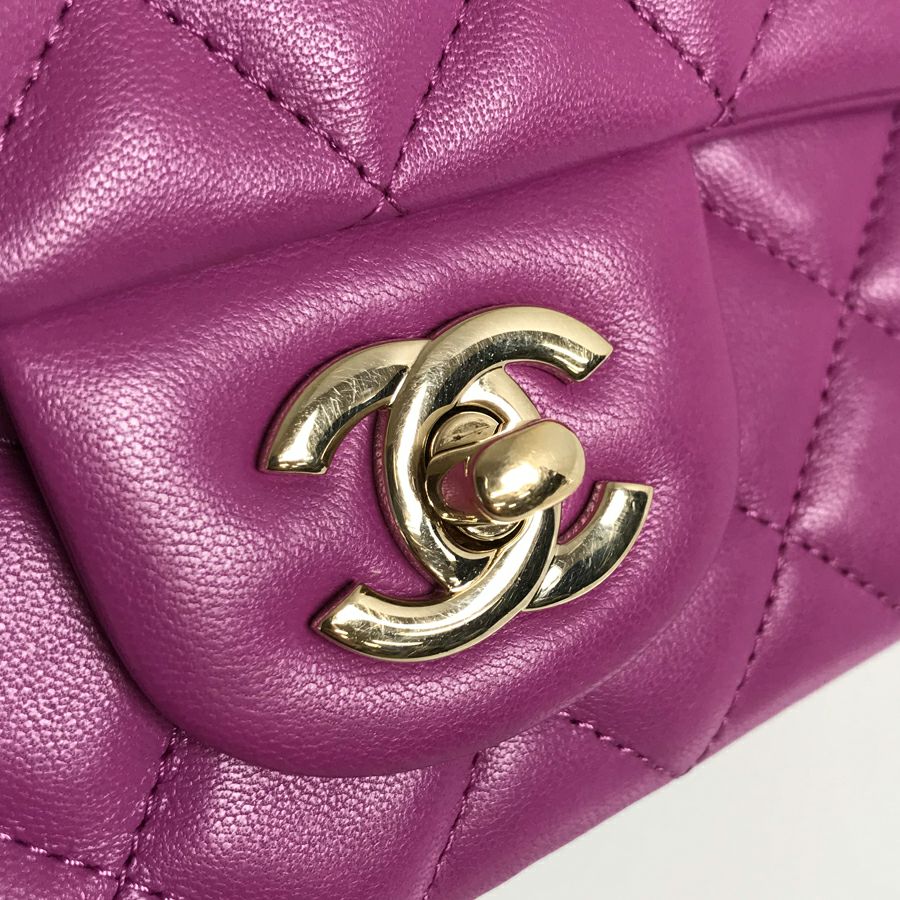 シャネル ショルダーバッグ