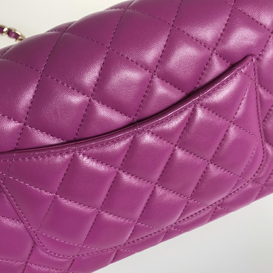 シャネル ショルダーバッグ