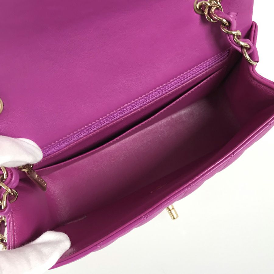 シャネル ショルダーバッグ