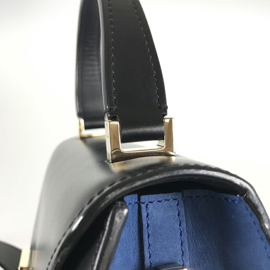 ヴァレクストラ ハンドバッグ