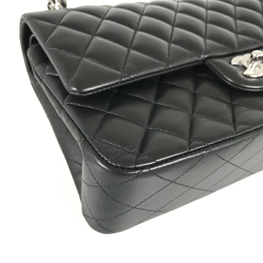 シャネル ショルダーバッグ