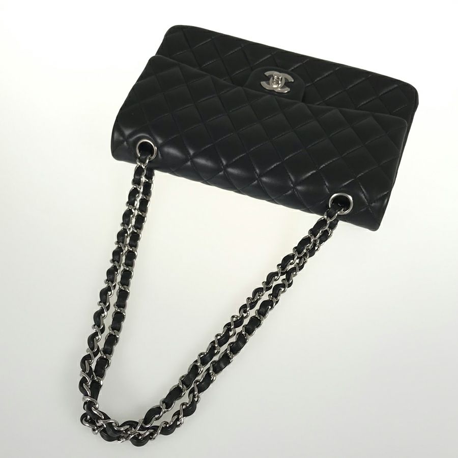 シャネル ショルダーバッグ