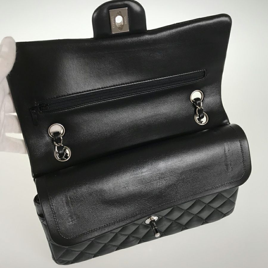 シャネル ショルダーバッグ